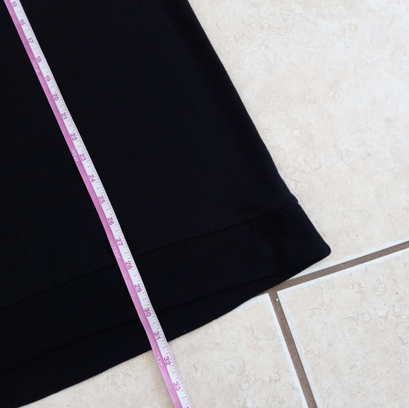 Torrid 4X Rocker Back Slash Black Sweatshirt - Picture 13 of 16